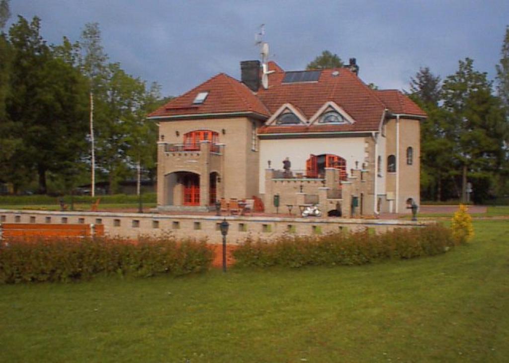 Hotell De Tolly Torva Экстерьер фото